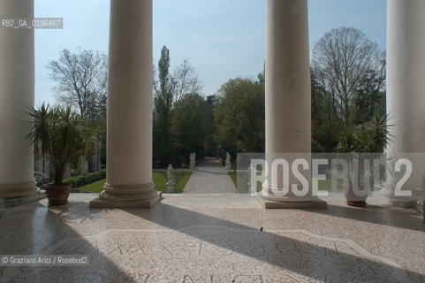 CROCETTA DEL MONTELLO (TREVISO) LA VILLA SANDI DEL PRESIDENTE DELLA FABBRICA DI SCARPE GEOX MARIO MORETTI POLEGATO PRESIDENT OF SHOES FACTORY GEOX HOME ©Graziano Arici/Rosebud2 SCARPA INDUSTRIALE ECONOMIA