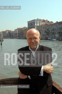 VENEZIA 28/04/04 - IL DIRETTORE DELLA MOSTRA INTERNAZIONALE DARTE CINEMATOGRAFICA DELLA BIENNALE MARCO MULLER ©Graziano Arici/Rosebud2 CINEMA CRITICO PRODUTTORE