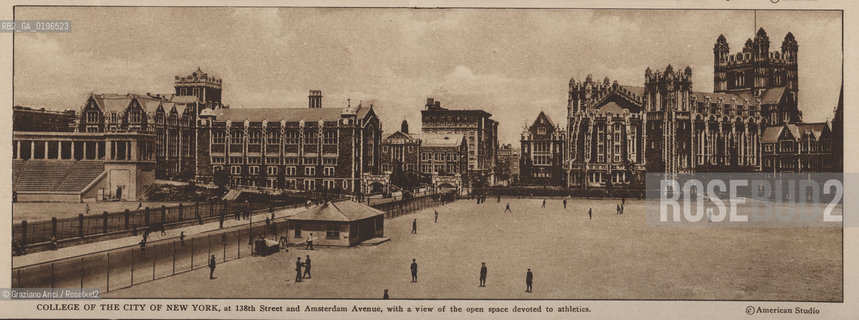 NEW YORK - USA - 1905 (?) COLLEGE OF THE CITY OF NEW YORK WITH A VIEW OF THE OPEN SPACE DEVOTED TO ATHLETICS ©Graziano Arici/Rosebud2 COLLEGE A NEW YORK UNIVERSITA