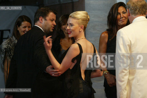 03_09_04 VENICE - 61¡ FILM FESTIVAL - GALA AMFAR FOR AIDS RESEARCH. THE ACTRESS SCARLETT JOHANSSON.©Graziano Arici/Rosebud2 CINEMA