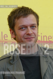 04_09_04 VENICE - 61¡ FILM FESTIVAL - FILM LES REVENANTS. THE ACTOR JONATHAN ZACCAI.©Graziano Arici/Rosebud2 CINEMA