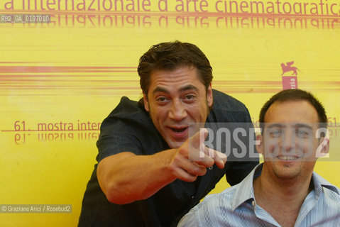 04_09_04 VENICE - 61¡ FILM FESTIVAL - FILM MAR ADENTRO. THE ACTOR JAVIER BARDEM AND THE DIRECTOR ALEJANDRO AMENABAR .©Graziano Arici/Rosebud2 CINEMA