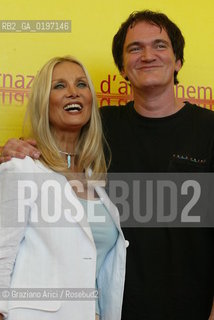 05_09_04 VENICE 61¡ FILM FESTIVAL - SECRET HISTORY OF THE ITALIAN CINEMA - ITALIAN KINGS OF THE Bs. THE DIRECTOR QUENTIN TARANTINO WITH BARBARA BOUCHET.©Graziano Arici/Rosebud2 CINEMA
