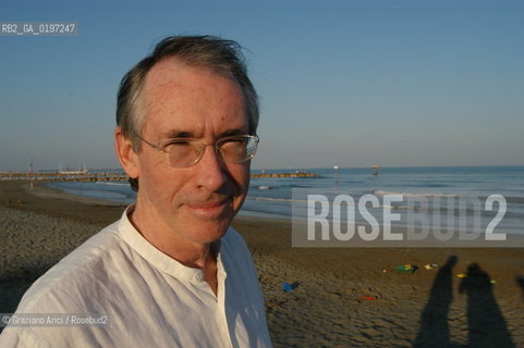 07_09_04 VENICE 61¡ FILM FESTIVAL - FILM ENDURING LOVE. THE WRITER IAN MCEWAN.©Graziano Arici/Rosebud2 CINEMA LETTERATURA