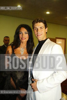 09_09_04 VENICE 61st FILM FESTIVAL - UNICEF PARTY AT THE HOTEL EXCELSIOR. MARIA GRAZIA CUCINOTTA WITH ROBERTO BOLLE FIRST DANCER AT THE SCALA.©Graziano Arici/Rosebud2 CINEMA