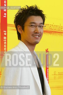 10_09_04 VENICE 61st FILM FESTIVAL - FILM HARYU INSAENG. THE ACTOR CHO SEUNG-WOO.©Graziano Arici/Rosebud2 CINEMA