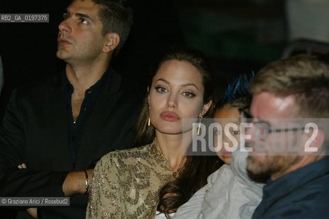 10_09_04 VENICE 61st FILM FESTIVAL - FILM SHARK TALE - SCREENING. THE ACTRESS ANGELINA JOLIE WITH HER SON MADDOX.©Graziano Arici/Rosebud2 CINEMA