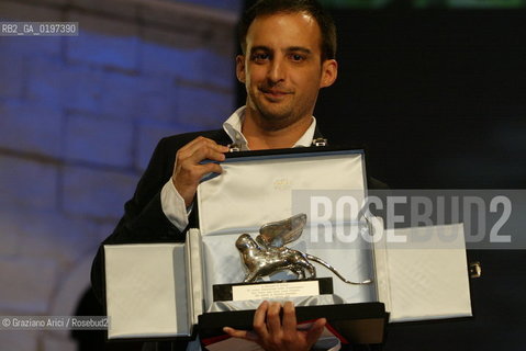 11_09_04 VENICE 61st FILM FESTIVAL - THE OFFICIAL AWARDS - LEONE DARGENTO JURY GRAND PRIZE TO THE DIRECTOR ALEJANDRO AMENABAR .©Graziano Arici/Rosebud2 CINEMA.CERIMONY OF THE GOLDEN LION AWARD IN GRAN TEATRO LA FENICE