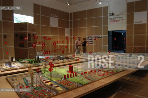 VENEZIA 09/09/04   - 9¡ MOSTRA INTERNAZIONALE DI ARCHITETTURA - BIENNALE ARCHITETTURA :  PADIGLIONE FRANCIA ©Graziano Arici/Rosebud2