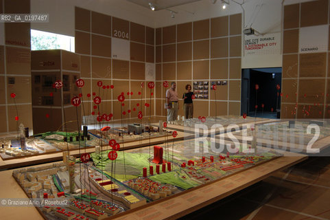 VENEZIA 09/09/04   - 9¡ MOSTRA INTERNAZIONALE DI ARCHITETTURA - BIENNALE ARCHITETTURA :  PADIGLIONE FRANCIA ©Graziano Arici/Rosebud2