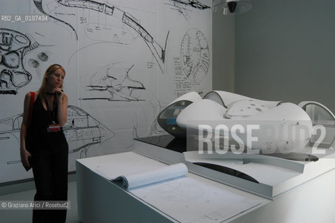 VENEZIA 09/09/04   - 9¡ MOSTRA INTERNAZIONALE DI ARCHITETTURA - BIENNALE ARCHITETTURA :  PADIGLIONE GRAN BRETAGNA INSTALLAZIONE DI KATHRYN FINDLAY ©Graziano Arici/Rosebud2