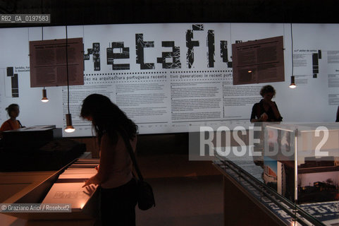VENEZIA 09/09/04   - 9¡ MOSTRA INTERNAZIONALE DI ARCHITETTURA - BIENNALE ARCHITETTURA :  METAFLUX NUOVA ARCHITETTURA PORTOGHESE  ©Graziano Arici/Rosebud2 ARSENALE