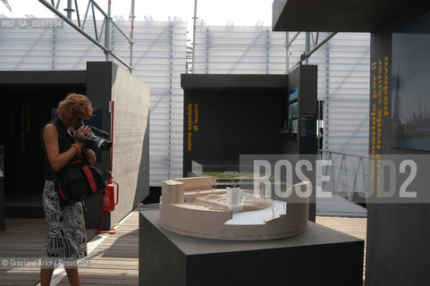 VENEZIA 09/09/04   - 9¡ MOSTRA INTERNAZIONALE DI ARCHITETTURA - BIENNALE ARCHITETTURA :  PADIGLIONE DELLE CITTA DACQUA  ©Graziano Arici/Rosebud2 ARSENALE