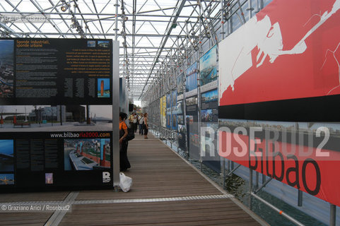 VENEZIA 09/09/04   - 9¡ MOSTRA INTERNAZIONALE DI ARCHITETTURA - BIENNALE ARCHITETTURA :  PADIGLIONE DELLE CITTA DACQUA  ©Graziano Arici/Rosebud2 ARSENALE