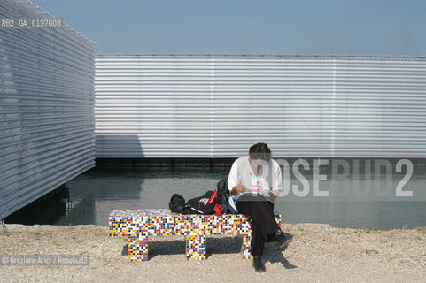 VENEZIA 09/09/04   - 9¡ MOSTRA INTERNAZIONALE DI ARCHITETTURA - BIENNALE ARCHITETTURA :  PADIGLIONE DELLE CITTA DACQUA  ©Graziano Arici/Rosebud2 ARSENALE