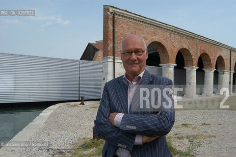 VENEZIA 09/09/04   - 9¡ MOSTRA INTERNAZIONALE DI ARCHITETTURA - BIENNALE ARCHITETTURA IL DIRETTORE ARCHITETTO KURT FOSTER  ©Graziano Arici/Rosebud2  ARSENALE