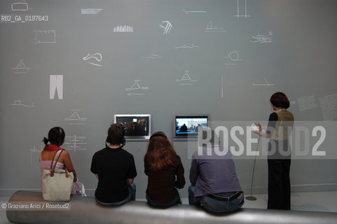 VENEZIA 09/09/04   - 9¡ MOSTRA INTERNAZIONALE DI ARCHITETTURA - BIENNALE ARCHITETTURA :  PADIGLIONE GRAN BRETAGNA : IAN RITCHIE  ©Graziano Arici/Rosebud2