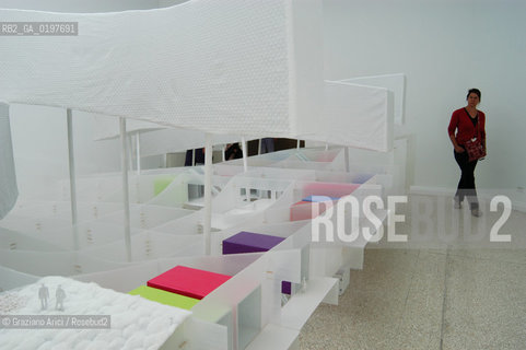 VENEZIA 09/09/04   - 9¡ MOSTRA INTERNAZIONALE DI ARCHITETTURA - BIENNALE ARCHITETTURA : PADIGLIONE USA - GEORGE YU - SHOP LIFT ©Graziano Arici/Rosebud2 