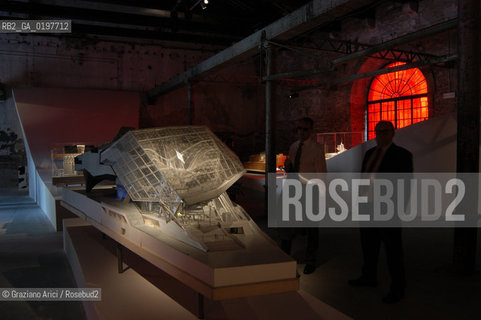 VENEZIA 09/09/04   - 9¡ MOSTRA INTERNAZIONALE DI ARCHITETTURA - BIENNALE ARCHITETTURA : ©Graziano Arici/Rosebud2  ARSENALE