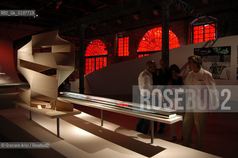 VENEZIA 09/09/04   - 9¡ MOSTRA INTERNAZIONALE DI ARCHITETTURA - BIENNALE ARCHITETTURA : ©Graziano Arici/Rosebud2  ARSENALE