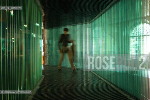 VENEZIA 09/09/04   - 9¡ MOSTRA INTERNAZIONALE DI ARCHITETTURA - BIENNALE ARCHITETTURA : ©Graziano Arici/Rosebud2  ARSENALE