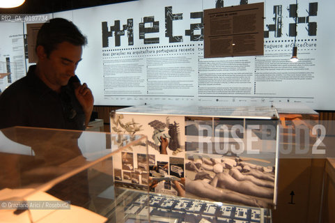 VENEZIA 09/09/04   - 9¡ MOSTRA INTERNAZIONALE DI ARCHITETTURA - BIENNALE ARCHITETTURA : ©Graziano Arici/Rosebud2  ARSENALE