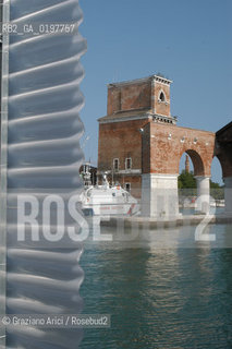 VENEZIA 09/09/04   - 9¡ MOSTRA INTERNAZIONALE DI ARCHITETTURA - BIENNALE ARCHITETTURA : IL PADIGLIONE DI CITTA DACQUA ©Graziano Arici/Rosebud2  ARSENALE