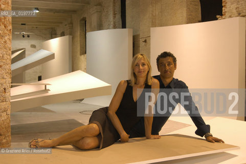 VENEZIA 30/08/04  - BIENNALE ARCHITETTURA :GLI ARCHITETTI HANY RASHID E LA MOGLIE LISE ANNE COUTURE ( ASYMPTOTE) ©Graziano Arici/Rosebud2 ARCHITETTO
