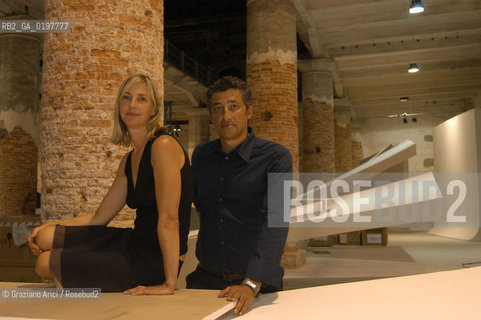 VENEZIA 30/08/04  - BIENNALE ARCHITETTURA :GLI ARCHITETTI HANY RASHID E LA MOGLIE LISE ANNE COUTURE ( ASYMPTOTE) ©Graziano Arici/Rosebud2 ARCHITETTO