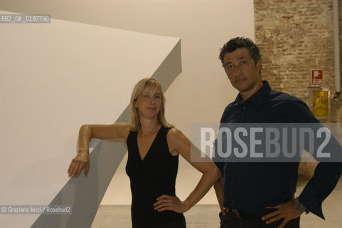 VENEZIA 30/08/04  - BIENNALE ARCHITETTURA :GLI ARCHITETTI HANY RASHID E LA MOGLIE LISE ANNE COUTURE ( ASYMPTOTE) ©Graziano Arici/Rosebud2 ARCHITETTO