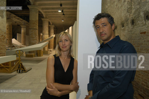 VENEZIA 30/08/04  - BIENNALE ARCHITETTURA :GLI ARCHITETTI HANY RASHID E LA MOGLIE LISE ANNE COUTURE ( ASYMPTOTE) ©Graziano Arici/Rosebud2 ARCHITETTO