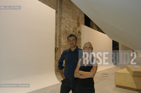 VENEZIA 30/08/04  - BIENNALE ARCHITETTURA :GLI ARCHITETTI HANY RASHID E LA MOGLIE LISE ANNE COUTURE ( ASYMPTOTE) ©Graziano Arici/Rosebud2 ARCHITETTO