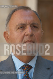 VENEZIA 2/09/04 - CONFERENZA STAMPA DI PRESENTAZIONE DELLA MOSTRA VIVEREVENEZIA 3 A PALAZZO FORTUNY CON PAOLO SAVONA, ARMANDO PERES, MARINO FOLIN E LEOPOLDO PIETRAGNOLI ©Graziano Arici/Rosebud2 CONSORZIO VENEZIA NUOVA