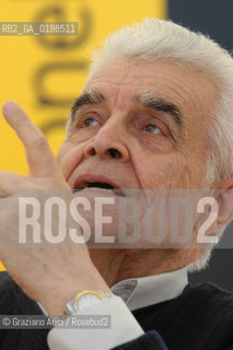PORDENONE  LO STUDIOSO RENE GIRARD - © 20004 Graziano Arici/Rosebud2 LETTERATURA FILOSOFIA