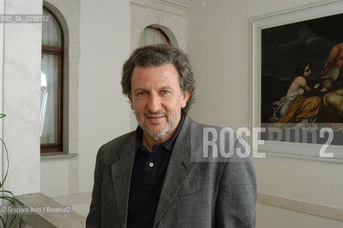 PORDENONE  LO SCIENZIATO E DIVULGATORE SCIENTIFICO PIERGIORGIO ODIFREDDI - © 20004 Graziano Arici/Rosebud2 LETTERATURA