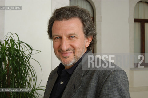 PORDENONE  LO SCIENZIATO E DIVULGATORE SCIENTIFICO PIERGIORGIO ODIFREDDI - © 20004 Graziano Arici/Rosebud2 LETTERATURA