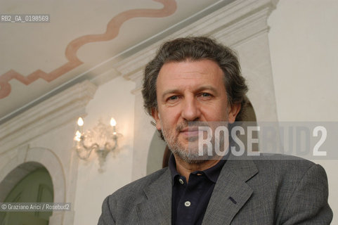 PORDENONE  LO SCIENZIATO E DIVULGATORE SCIENTIFICO PIERGIORGIO ODIFREDDI - © 20004 Graziano Arici/Rosebud2 LETTERATURA