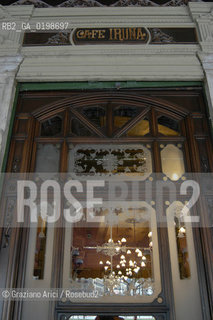 ( SPAGNA - SPAIN)    NAVARRA PAMPLONA - IRUNA. : THE CAFE IRUNA IN PLAZA DEL CASTILLO  © 2004 Graziano Arici/Rosebud2 / GEO HEMINGWAY