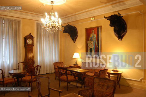 ( SPAGNA - SPAIN)    NAVARRA PAMPLONA - IRUNA. : HOTEL LA PERLA IN PLAZA DEL CASTILLO WHERE HEMINGWAY LIVED © 2004 Graziano Arici/Rosebud2 / GEO