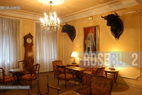 ( SPAGNA - SPAIN)    NAVARRA PAMPLONA - IRUNA. : HOTEL LA PERLA IN PLAZA DEL CASTILLO WHERE HEMINGWAY LIVED © 2004 Graziano Arici/Rosebud2 / GEO