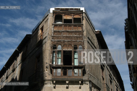 ( SPAGNA - SPAIN)    NAVARRA PAMPLONA - IRUNA. : HOUSES © 2004 Graziano Arici/Rosebud2 / GEO