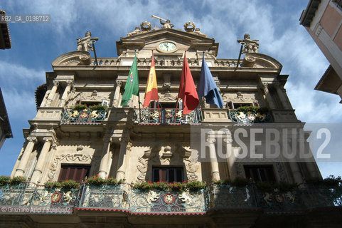 ( SPAGNA - SPAIN)    NAVARRA PAMPLONA - IRUNA. : THE TOWN HALL MUNICIPIO  © 2004 Graziano Arici/Rosebud2 / GEO