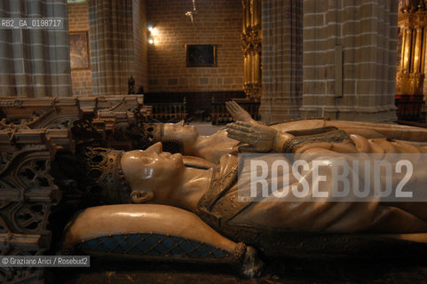 ( SPAGNA - SPAIN)    NAVARRA PAMPLONA - IRUNA. : THE CATHEDRAL CLOISTER CARLOS III AND LEONOR GRAVE © 2004 Graziano Arici/Rosebud2 / GEO
