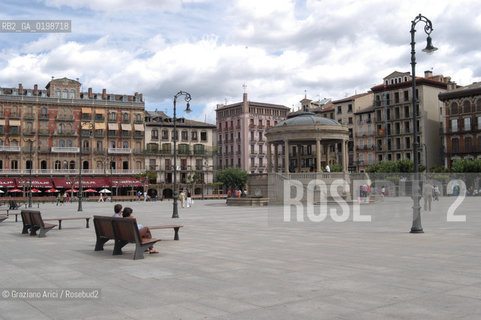 ( SPAGNA - SPAIN)    NAVARRA PAMPLONA - IRUNA. : PLAZA DEL CASTILLO © 2004 Graziano Arici/Rosebud2 / GEO