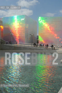 ( SPAGNA - SPAIN) BASQUE LAND VIZCAIA PAESI BASCHI : BILBAO : THE GUGGENHEIM MUSEUM DI FRANK GEHRY-  © 2004 Graziano Arici/Rosebud2 / GEO MUSEO ARCHITETTURA CONTEMPORANEA METALLO