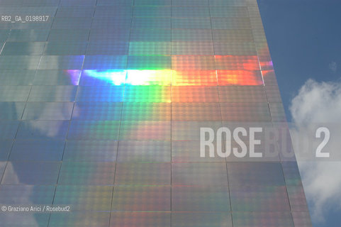 ( SPAGNA - SPAIN) BASQUE LAND VIZCAIA PAESI BASCHI : BILBAO : THE GUGGENHEIM MUSEUM DI FRANK GEHRY-  © 2004 Graziano Arici/Rosebud2 / GEO MUSEO ARCHITETTURA CONTEMPORANEA METALLO