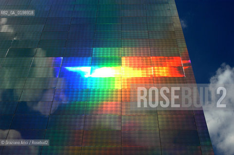 ( SPAGNA - SPAIN) BASQUE LAND VIZCAIA PAESI BASCHI : BILBAO : THE GUGGENHEIM MUSEUM DI FRANK GEHRY-  © 2004 Graziano Arici/Rosebud2 / GEO MUSEO ARCHITETTURA CONTEMPORANEA METALLO