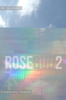 ( SPAGNA - SPAIN) BASQUE LAND VIZCAIA PAESI BASCHI : BILBAO : THE GUGGENHEIM MUSEUM DI FRANK GEHRY-  © 2004 Graziano Arici/Rosebud2 / GEO MUSEO ARCHITETTURA CONTEMPORANEA METALLO