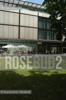 ( SPAGNA - SPAIN) BASQUE LAND VIZCAIA PAESI BASCHI : BILBAO : THE GUGGENHEIM MUSEUM DI FRANK GEHRY-  © 2004 Graziano Arici/Rosebud2 / GEO MUSEO ARCHITETTURA CONTEMPORANEA METALLO