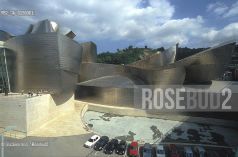 ( SPAGNA - SPAIN) BASQUE LAND VIZCAIA PAESI BASCHI : BILBAO : THE GUGGENHEIM MUSEUM DI FRANK GEHRY-  © 2004 Graziano Arici/Rosebud2 / GEO MUSEO ARCHITETTURA CONTEMPORANEA METALLO